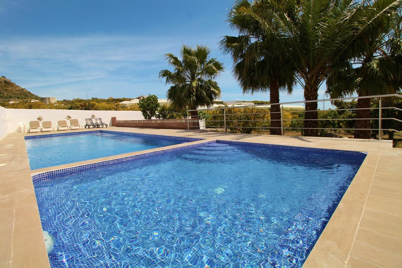 Villa El Crucero With Pool And Jacuzzi Spainsunrentals 1035 Nerja Eksteriør bilde