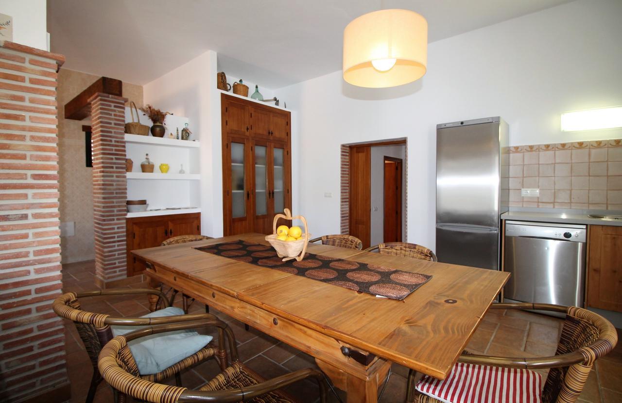 Villa El Crucero With Pool And Jacuzzi Spainsunrentals 1035 Nerja Eksteriør bilde